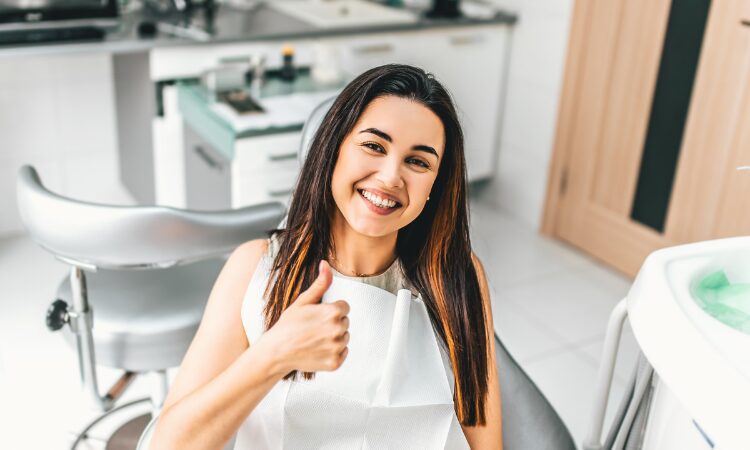 Knowing what to expect before and after a tooth extraction can help ease anxiety and promote a quicker recovery.